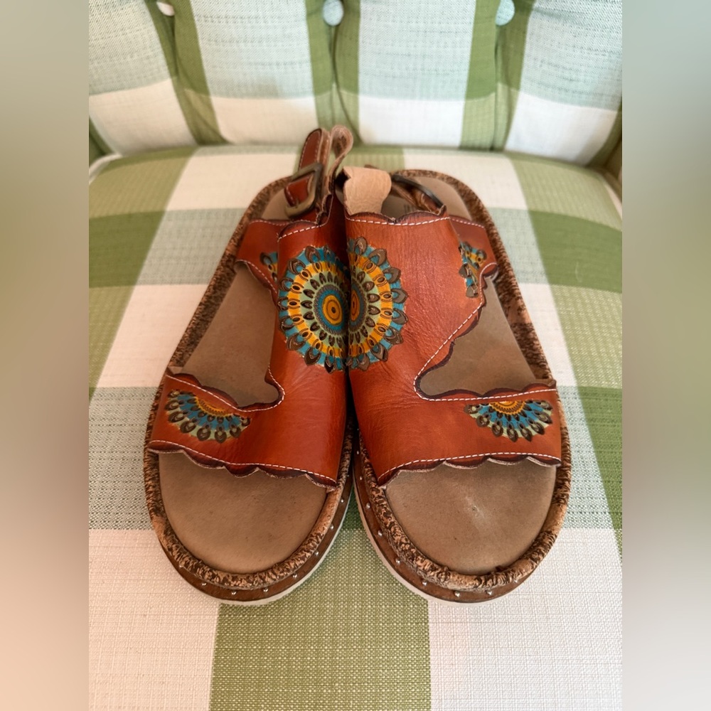 Embroidered Leather Sandals - Brown and Blue